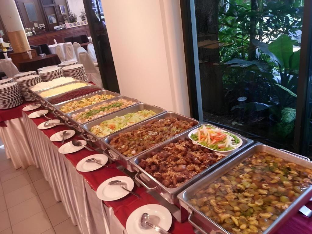 Royal Diamond Hotel Phetchaburi Zewnętrze zdjęcie